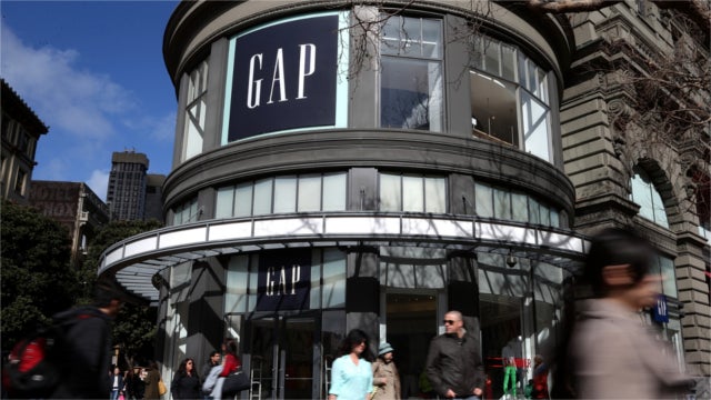Gap Disrupts Minimum Wage Discussion